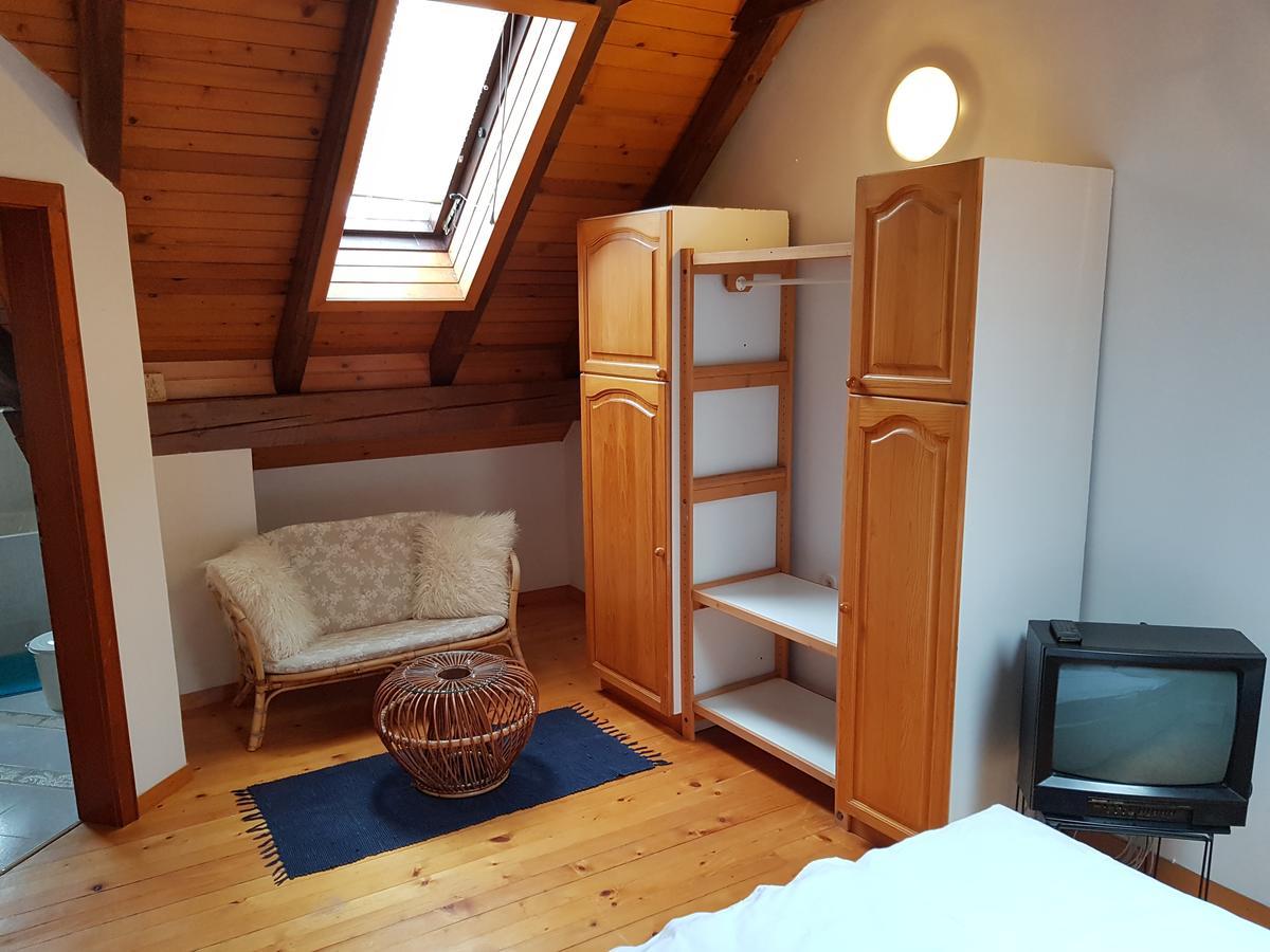 Pr'Simi Bed & Breakfast Golnik Екстериор снимка